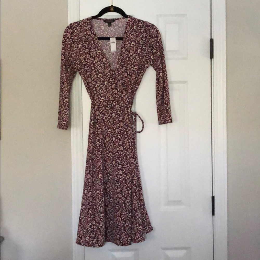 NWT Banana Republic Wrap Dress - Wrinkle-Resistant